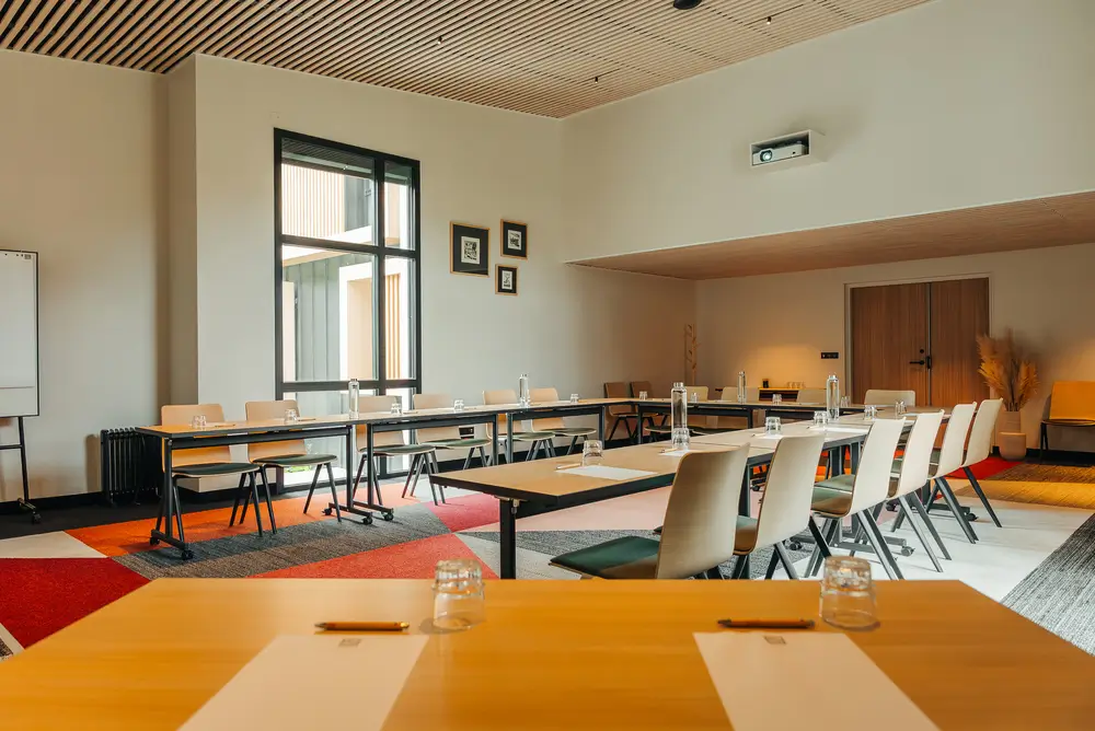 Salle de réunion La Chapelle pour un séminaire Vendée à l’Hôtel Parc du Landreau