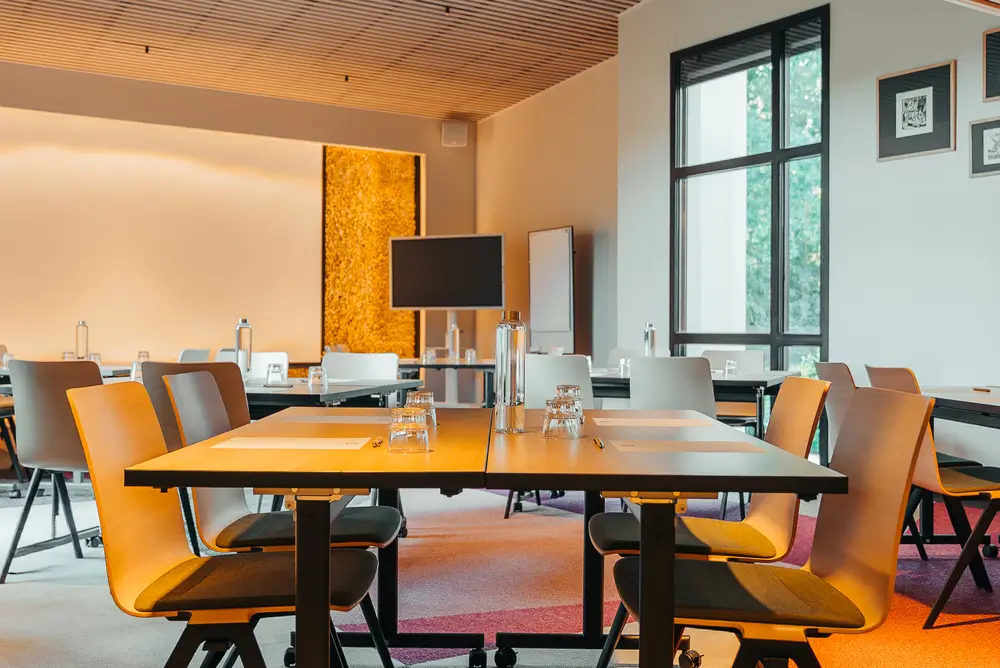Location salle de séminaire La Chapelle pour une journée d’étude à l’Hôtel Parc du Landreau