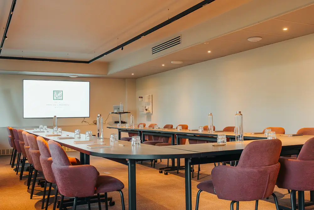 Location salle de séminaire Les Alouettes pour une journée d’étude à l’Hôtel Parc du Landreau